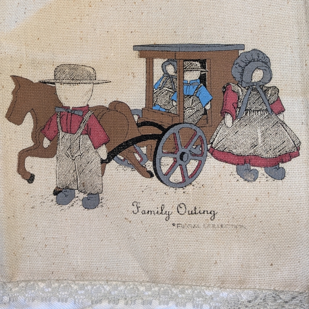 Vintage 1983 Printed Faceless Amish Tea Towel Folk Art